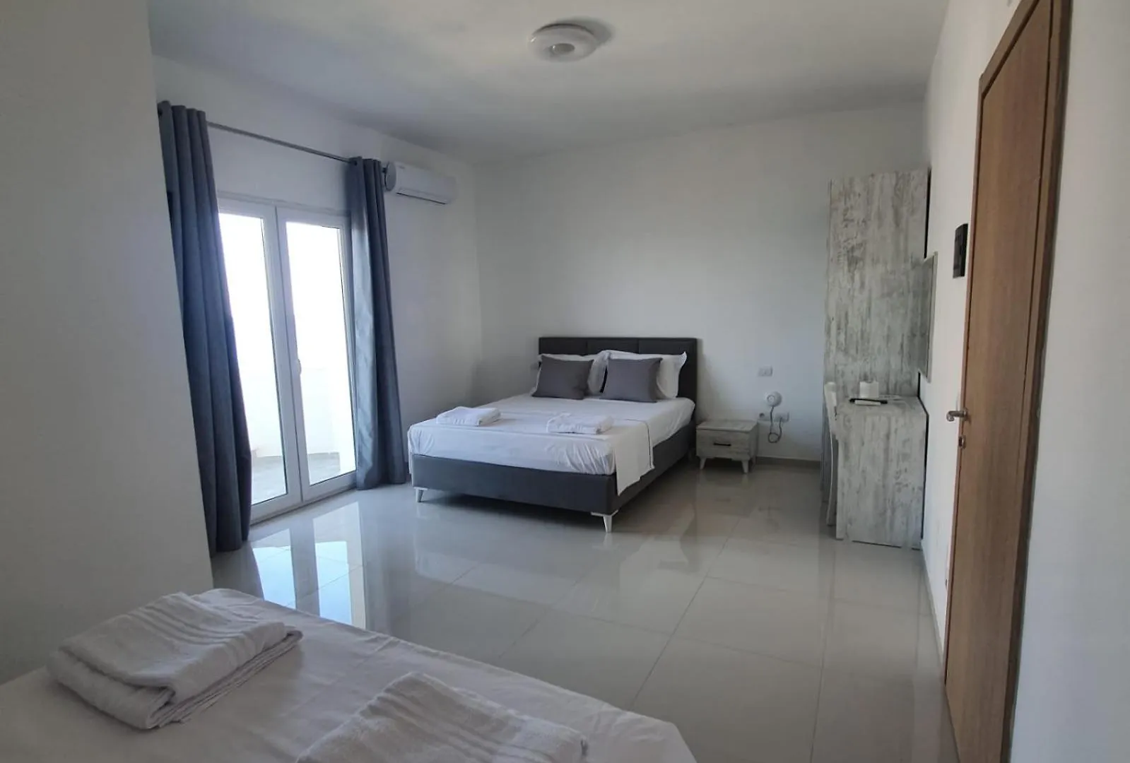 Hotel 33 Shengjin